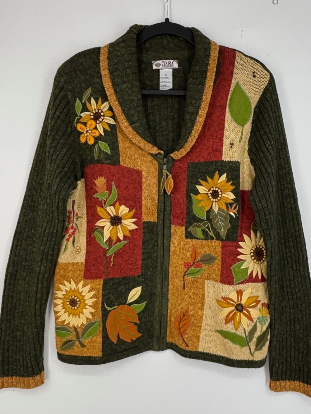 Tiara International Womens Medium Zip Cardigan Sweater Green Sunflower Autumn